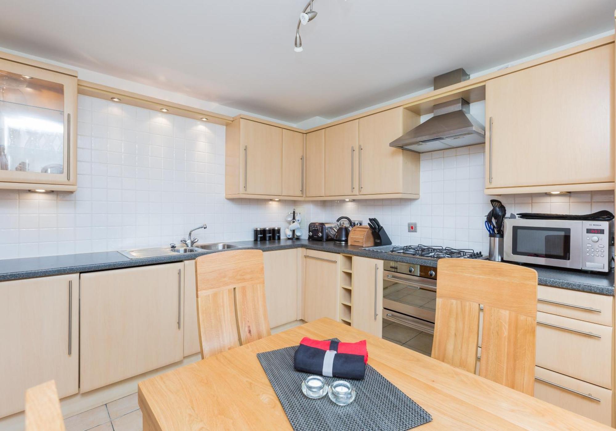 Apartamento Old Tolbooth Wynd - 388 Edimburgo Exterior foto